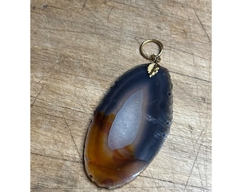 Natural Agate Slice Pendant With Gold Leaf Charm