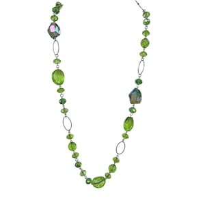 Vintage Green Glass Beaded Necklace With Faceted Details & Silver-Tone Links