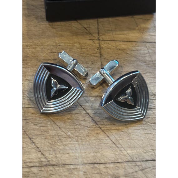 Silver Wave Pattern shield Cufflinks With Triangu… - image 1