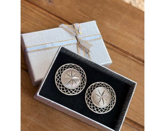 Vintage Silver-Tone Round Clip on earrings With Star Design In Gift Box