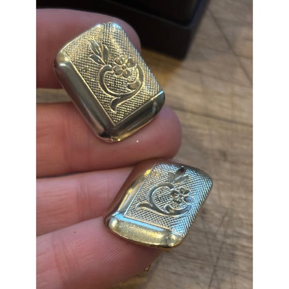 Rectangular Silver Floral Engraved Cufflinks In G… - image 2
