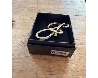 Gold-Tone "G" Brooch Pin With Textured Finish In Gift Box