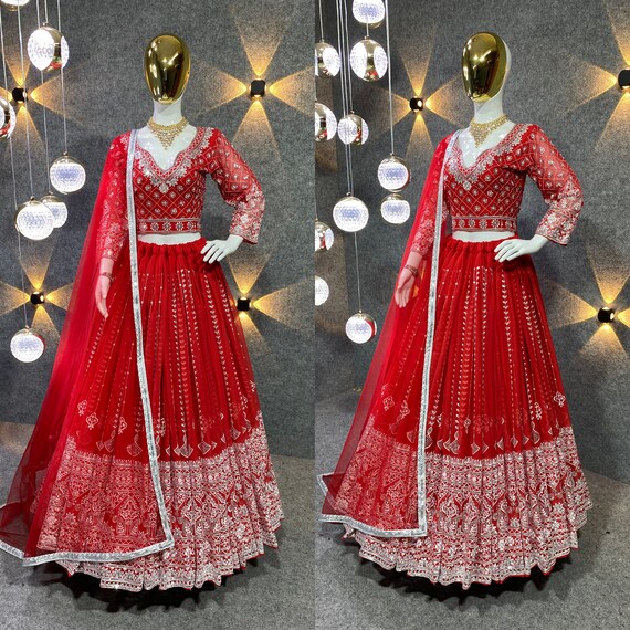 Red Embroidered Party Wear Net Gown, Anarkali at Rs 1799 in Dehradun | ID:  26534104055