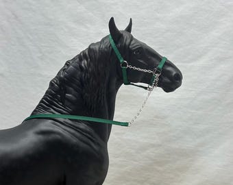 St. Patrick’s Halter and Leadrope; 1:9 Scale