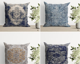 Anatolian Rug Design Pillow Case|Turkish Kilim Pattern Cushion Cover|Worn Out Looking Pillow Cover|Authentic Cushion Case|Housewarming Gift
