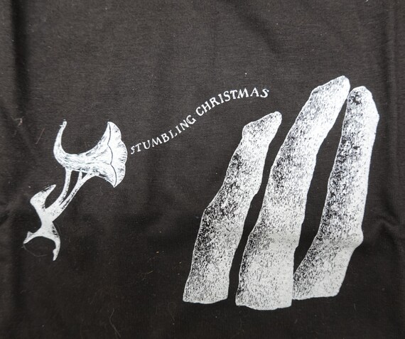 Vintage Edward Gorey Stumbling Christmas T-shirt … - image 2