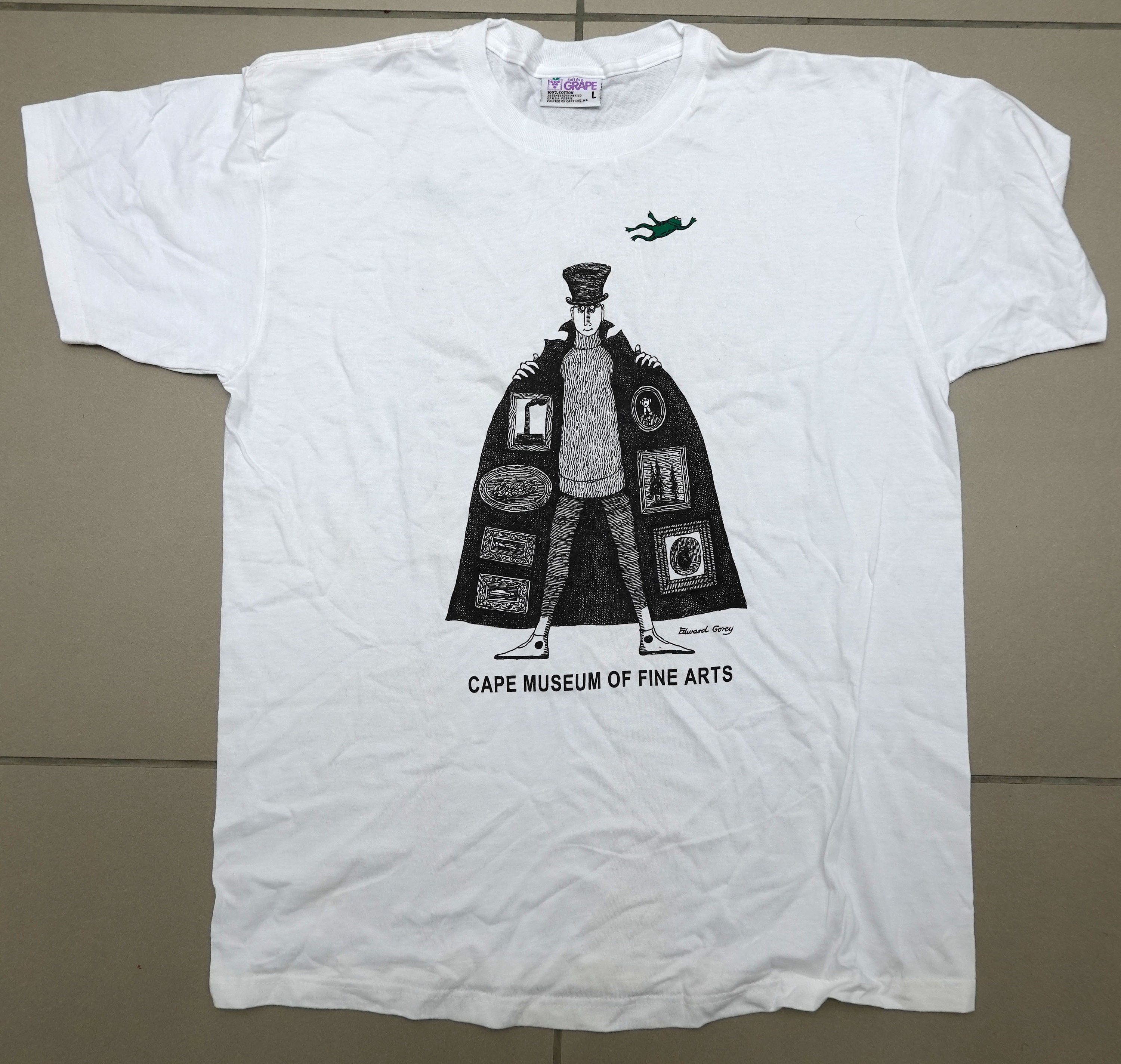 エドワード・ゴーリー ケープ美術館 Tシャツ - Etsy 日本