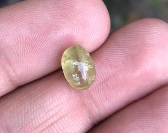 Natural Chrysoberyl Cats Eye 3.75 cts 10X7X6 mm- Earth Mined Oval Cabochon Chrysoberyl Loose Gemstone For Jewelry Makings