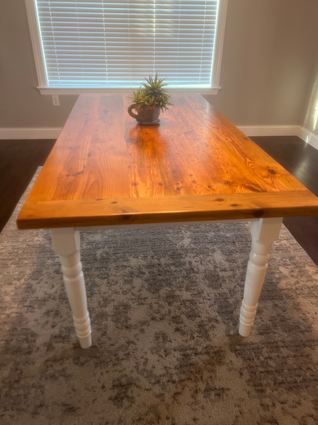 Amish Made Farmhouse Dining Tables, Custom Made Reclaimed Wood Tables