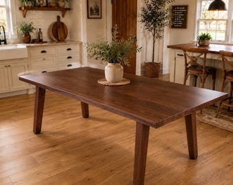 Handcrafted Amish Dining Table | Solid Hardwood Farmhouse Kitchen Table | Custom Made Dining Room Furniture