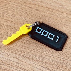 Roblox Doors Inspired Room Key Toy / Keyring / Keychain / Bag Zip Tag Set - 3D Printed