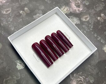Wine| dark red| burgundy nails | xl square nails | square press ons | dark press on nails |