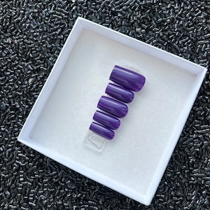 Purple press on nails | short press on nails | short square nails | square press ons | plum purple nails | bold purple| vibrant  nails