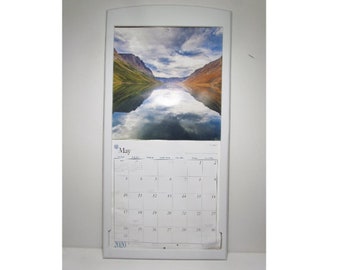 Calendar holder frame, solid wood