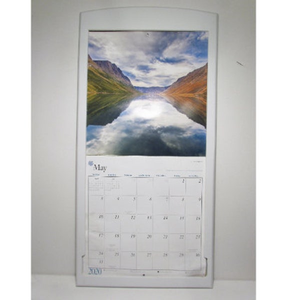 Calendar holder frame, solid wood