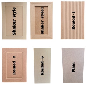 K&ouml;nnte beinhalten: Sechs verschiedene Stile von Schrankt&uuml;ren, darunter Shaker, gerillt und schlicht. Die T&uuml;ren sind aus Holz und in verschiedenen Braunt&ouml;nen gehalten.