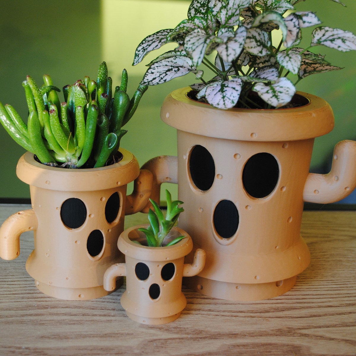 Lloid the Gyroid Planter, Gyroid Gift, Cute Planter Pot, Gyroid Planter Pot, Animal Crossing Succulent Planter, Animal Crossing Desk Décor - Etsy