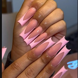 Pink French Tip Press On Nails|Pink Nails|French Tip Nails|Pink Nails|Spring Nails|V-Cut French Nails|Girly Nails|Long Nails|Soft Pink Nails