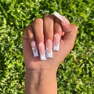 3D-parelmoer Franse punt Druk op de nagels|Bruidnagels| Bruidsnagels|Franse puntnagels|Parelnagels|Luxe nagels|Elegante nagels|Bruiloftnagels