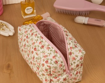 Floral Makeup Bag, Quilted Cotton Cosmetic Bag, Toiletry Bag Women, Travel Bag