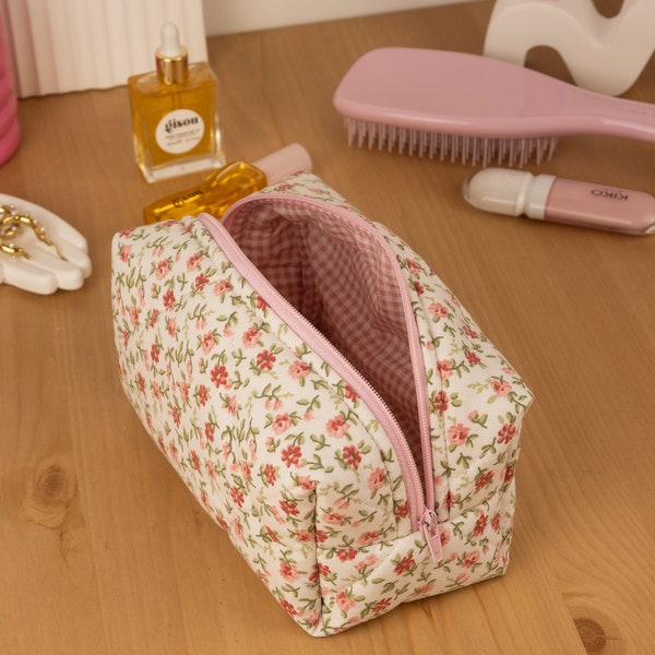 Floral Makeup Bag, Quilted Cotton Cosmetic Bag, Toiletry Bag Women, Travel Bag