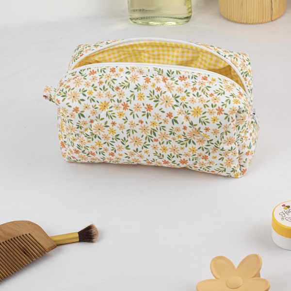 Floral Makeup Bag, Quilted Cotton Cosmetic Bag, Toiletry Bag Women, Travel Bag