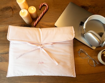 Pink MacBook Sleeve - Bow Laptop Sleeve - Aesthetic Macbook Case - Handcrafted Fabric Cover for MacBook Pro&Air -Custom Laptop Case