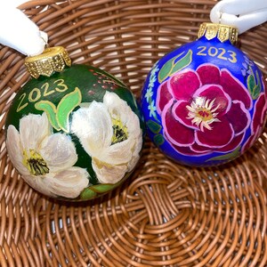 Hand Painted Green and White Floral Ornament