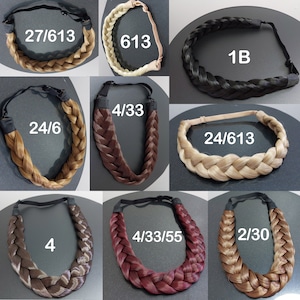 Peut inclure: Neuf bandeaux de cheveux tressés différents dans différentes couleurs, notamment blond, brun, noir et rouge. Les bandeaux sont faits de cheveux synthétiques et ont une bande élastique pour un ajustement confortable. Les bandeaux sont étiquetés avec des numéros et des codes couleur.