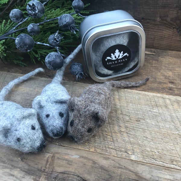 Felted Mouse and Ball Set  infused with Catnip in Recharging Tin,Cat Toy, Catnip Mouse Toy, Gift for Cat Lovers, Toys for Cats, Cat Gifts