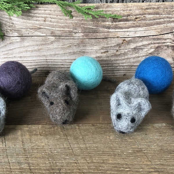 Felted Mouse and Wool Ball Cat Toy made with New Zealand Wool, Cat Toy, Great for Indoor Cats, Wool Cat Toys, Cat Mouse/Mice Toys,