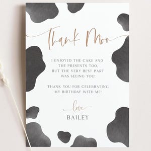 Carte de remerciement vache, modèle modifiable, vache sacrée, j'en fais partie, fête d'anniversaire de vache minimaliste neutre sexiste Merci Moo Note, téléchargement numérique
