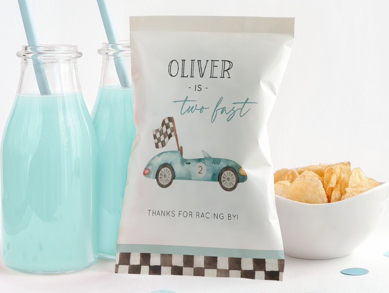 Saco de chips para dois carros de corrida rápidos, embalagem editável para chips de festa de aniversário de carro vintage azul, etiqueta de comida para decoração de aniversário de 2 anos de menino, download digital