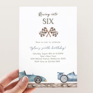 Bewerkbare Racing 6e verjaardagsuitnodiging, blauwe racewagens zesde verjaardagsfeestje uitnodigen, jongen blauwe racewagen 6e verjaardagsfeestje, digitale download