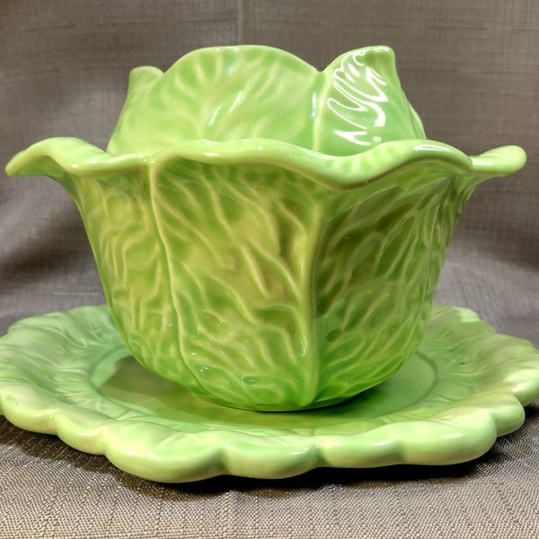 Vintage 1974 Holland Mold Individual Cabbage Soup Bowl with Lid and Serving Plate