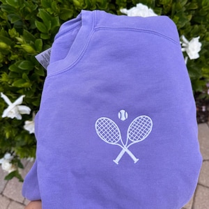 Embroidered Tennis Sweatshirt For Women Apres Tennis Sweatshirt Tennis Shirt Tennis Pullover Tennis Pulli Tennis Club Sweatshirt Tennis Gift
