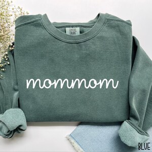 Personalized Mommom Sweatshirt Mom Mom Sweatshirt Mommom Gifts Mom Mom Gifts Mom-Mom Sweatshirt Mommom Tshirt Mommom Gift Mommok Shirt