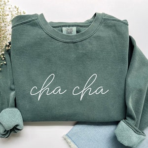 green gucci dress hometown cha cha Gucci Emerald Spring 2006 Cross Back Gown – The Kit Vintage