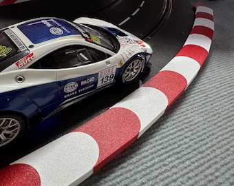 Striscia di confine per slot car Carrera 124 132 decorazione per pista da corsa decorazione per pista modellismo diorama cordoli per slot car cerbs rosso/bianco 1 m