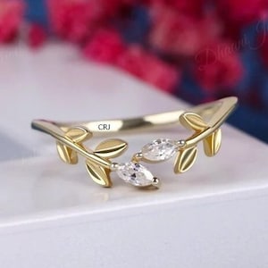 14K Solid Gold Leaf Ring, Minimal Gold Ring, Marquise Moissanite Leaf Band, Dainty Vine Leaf Wedding Band Vintage Style Diamond Ring