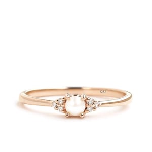 Vintage Dainty Pearl Engagement Ring Rose Gold Pearl Wedding Ring Round Cut Pearl Ring Custer Moissanite Wedding Ring Pomise Ring For Her