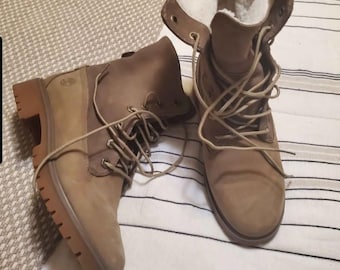timberland women boots size 6.5 almost new