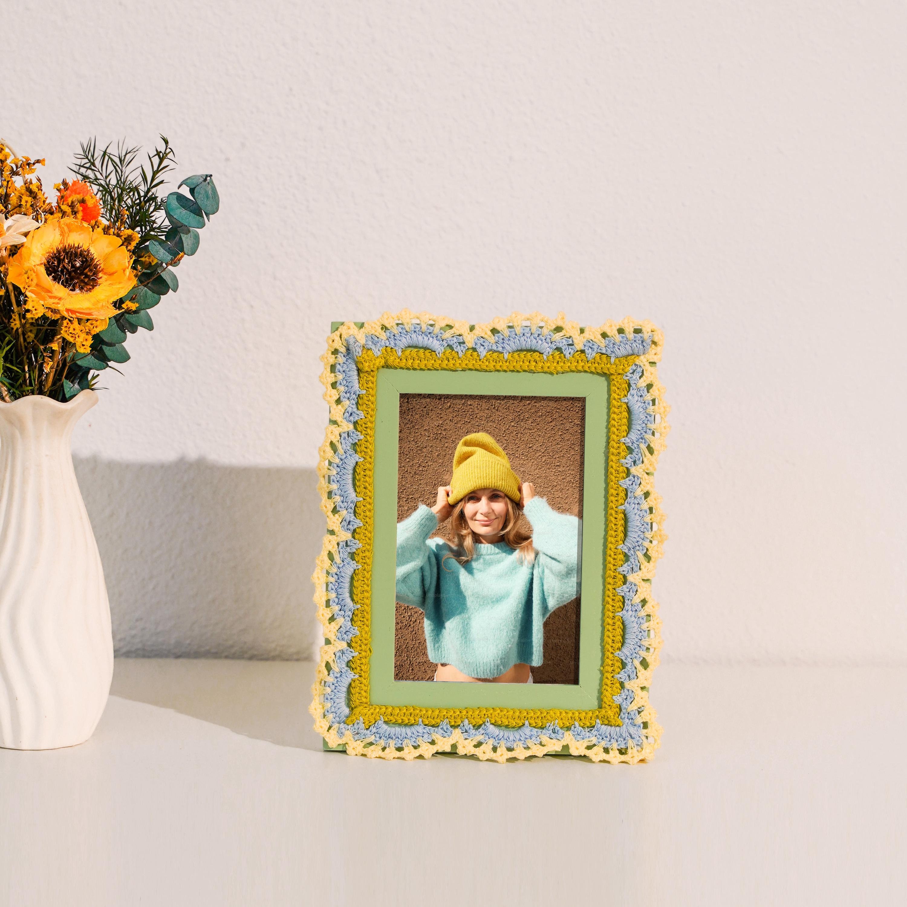 Crochet Picture Frame, Scallop Photo Frame, Chic wood photo frame, kid photo frame，Wall frame Decor，Modern Farmhouse frame，Christmas Frame