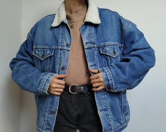 veste en jean doublée sherpa vintage Levi's des années 90 ; veste de camionneur doublée en sherpa Levis ; veste Levis chaude, veste Levi's moyenne ANNA!