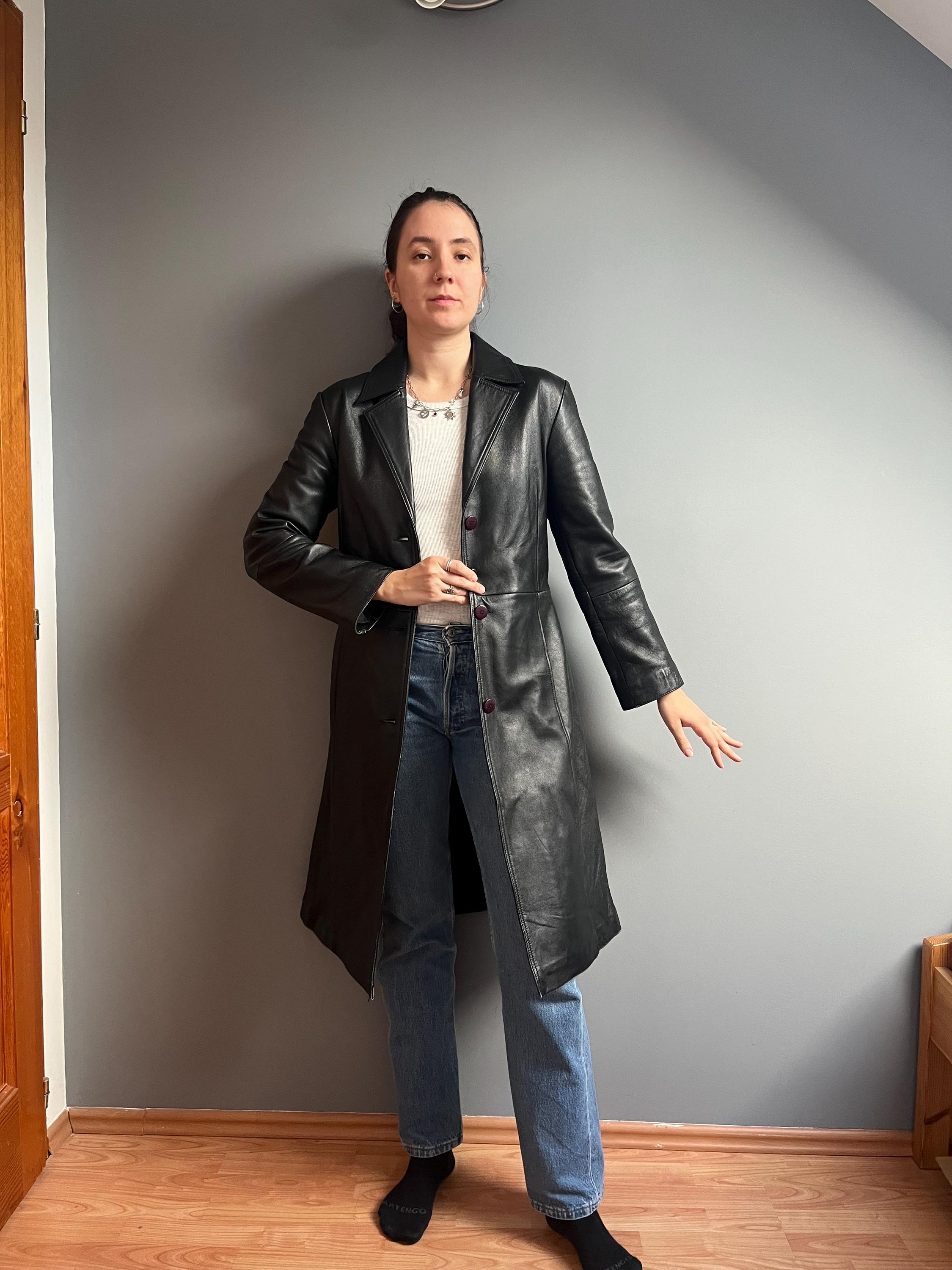 Vintage Black Real Leather Trench Coat for Women – Classic Long