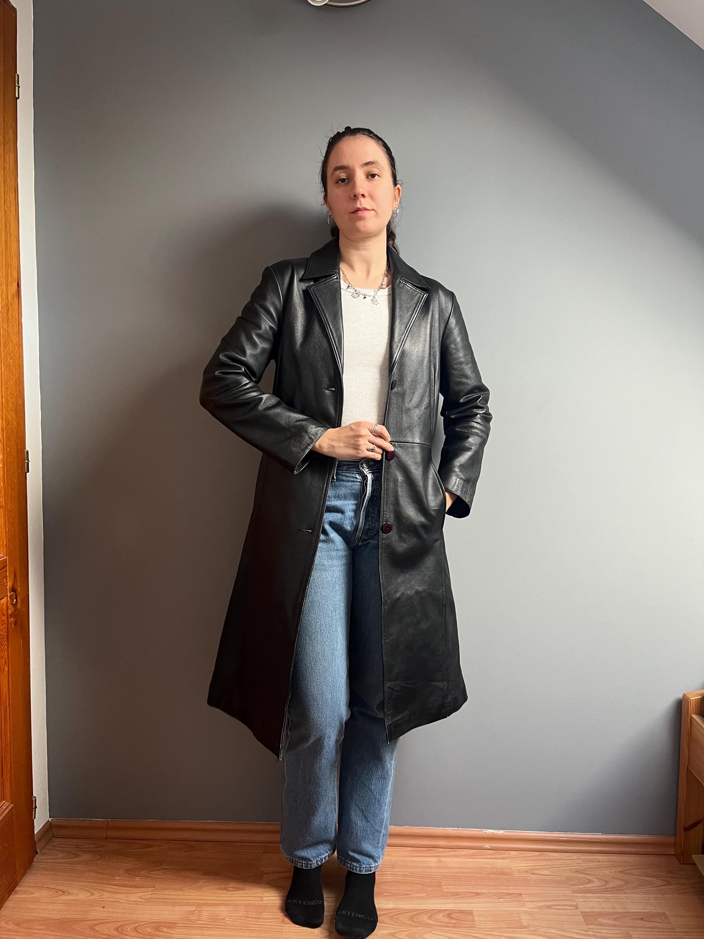 Vintage Black Real Leather Trench Coat for Women – Classic Long