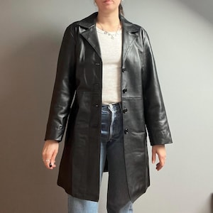 Vintage Black Real Leather Trench Coat for Women – Classic Long Vintage Black Real Leather Trench Coat for Women – Classic Long