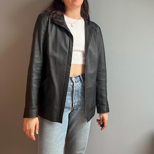 Vintage Leather Jacket in Black - Size S-M - Women Black Genuine Leather Biker Jacket with Zip - Short Fall Jacket