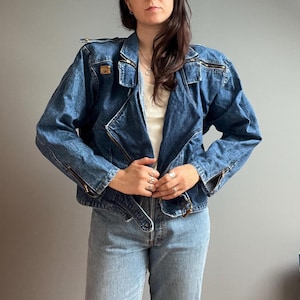 Vintage Denim Jacket with Eagle Logo – Size Medium / Classic 80s Trucker Jacket – Women Blue Jean Jacket – Retro Rocker Grunge Outerwear