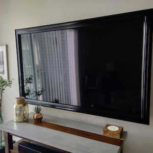 Marcos de TV Crown (negros, brillantes o mate): Arte de pared, Decoración estética del hogar, Decoración estética de habitaciones, Decoración de pared moderna, Minimalista, Arte con marco para TV